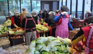 평화원 김장 봉사 다녀왔습니다.